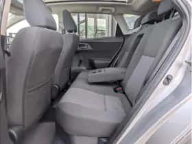 Toyota Auris (2015) thumbnail 15