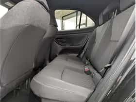 Toyota Yaris Cross (2025) thumbnail 16