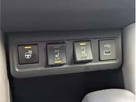 Toyota Corolla (2024) thumbnail 36