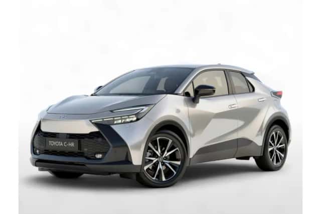 Toyota C-HR (2024) thumbnail 1