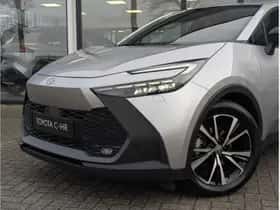 Toyota C-HR (2024) thumbnail 9