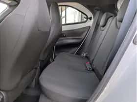Toyota Aygo X (2024) thumbnail 14