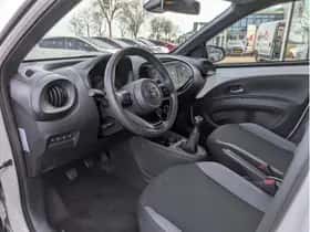 Toyota Aygo X (2024) thumbnail 17