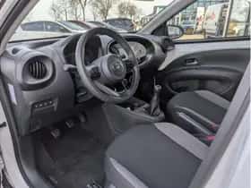 Toyota Aygo X (2023) thumbnail 17