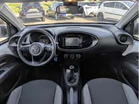 Toyota Aygo X (2023) thumbnail 3