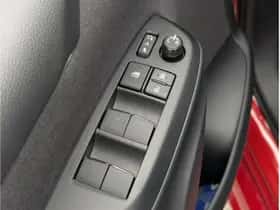 Toyota Yaris (2024) thumbnail 20