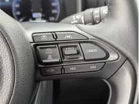 Toyota Yaris (2024) thumbnail 25