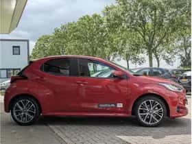 Toyota Yaris (2024) thumbnail 4
