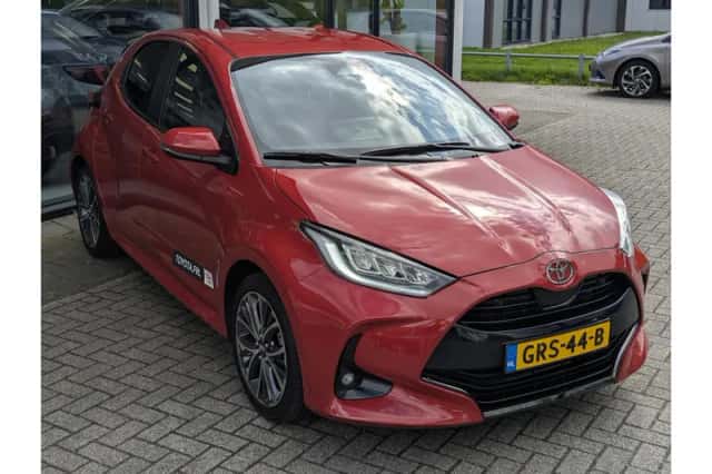 Toyota Yaris (2024) thumbnail 6