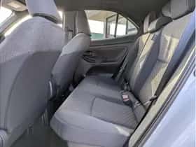 Toyota Yaris Cross (2024) thumbnail 16