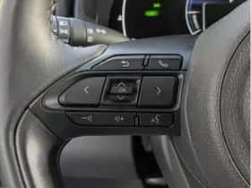 Toyota Yaris Cross (2024) thumbnail 25