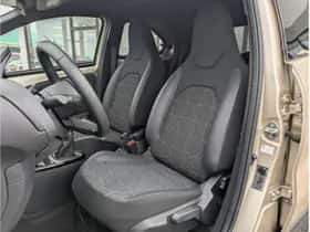 Toyota Aygo X (2023) thumbnail 18