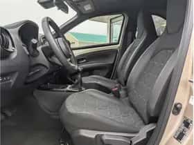 Toyota Aygo X (2023) thumbnail 19