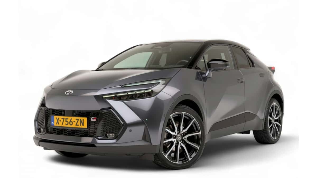 Toyota C-HR (2024) — foto 1
