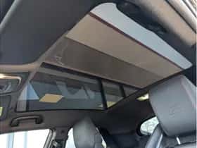 Toyota C-HR (2024) thumbnail 25