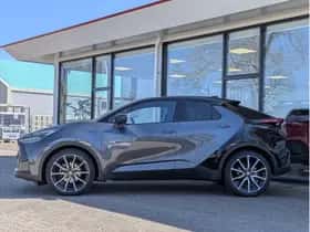 Toyota C-HR (2024) thumbnail 10