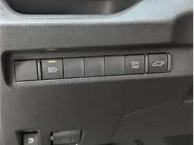 Toyota RAV4 (2024) thumbnail 24
