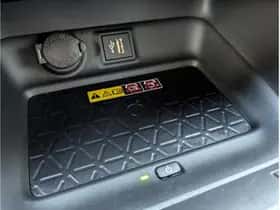 Toyota RAV4 (2024) thumbnail 36