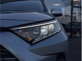 Toyota RAV4 (2024) thumbnail 7