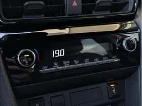 Toyota Yaris Cross (2025) thumbnail 32