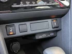 Toyota Yaris Cross (2025) thumbnail 33