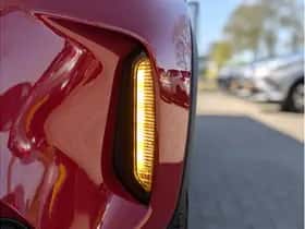 Toyota Yaris Cross (2025) thumbnail 9