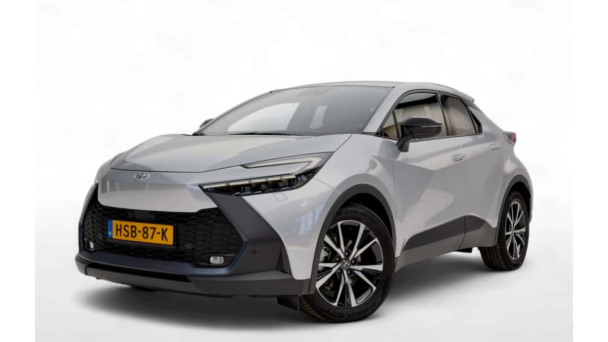 Toyota C-HR (2024) — foto 1