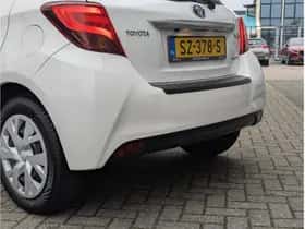 Toyota Yaris (2016) thumbnail 13