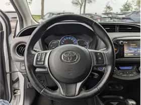 Toyota Yaris (2016) thumbnail 24