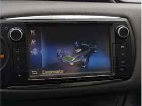 Toyota Yaris (2016) thumbnail 32