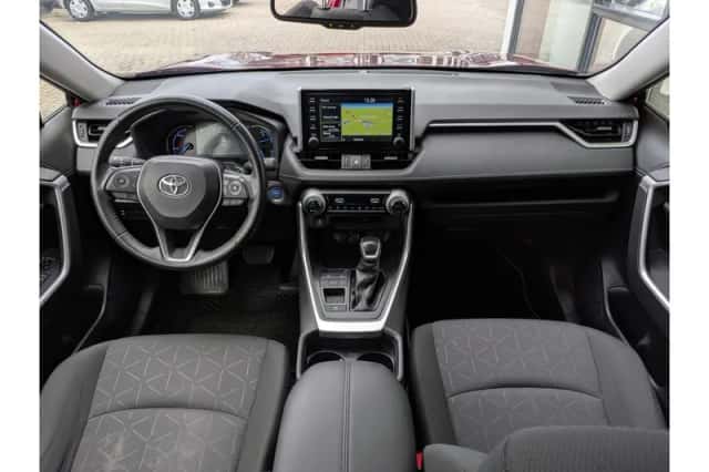 Toyota RAV4 (2019) thumbnail 3