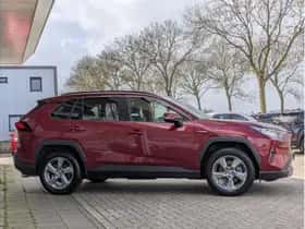 Toyota RAV4 (2019) thumbnail 4