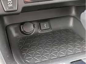 Toyota RAV4 (2019) thumbnail 36