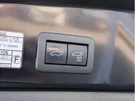 Toyota Corolla (2023) thumbnail 16