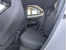 Toyota Aygo X (2025) thumbnail 15