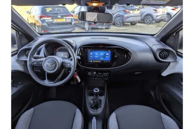 Toyota Aygo X (2025) thumbnail 3