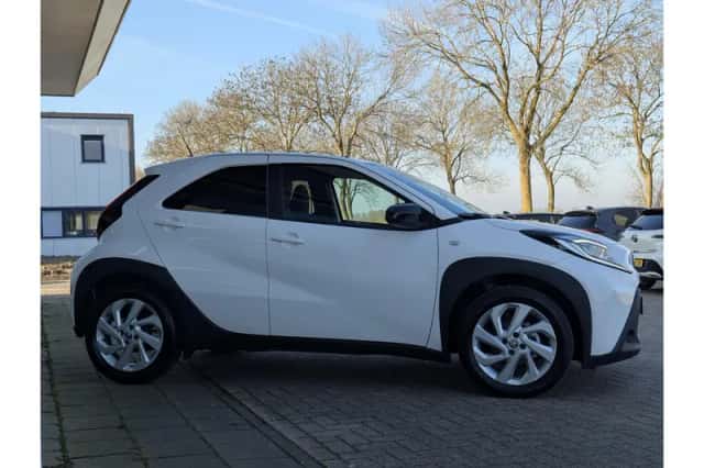 Toyota Aygo X (2025) thumbnail 4