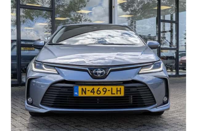 Toyota Corolla (2021) thumbnail 6