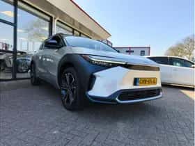 Toyota bZ4X (2024) thumbnail 5