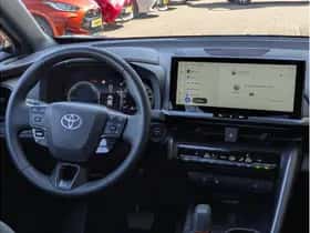 Toyota C-HR (2024) thumbnail 26
