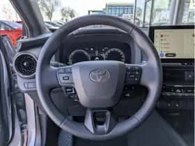 Toyota C-HR (2024) thumbnail 27