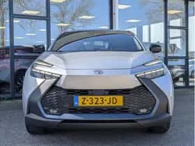 Toyota C-HR (2024) thumbnail 7