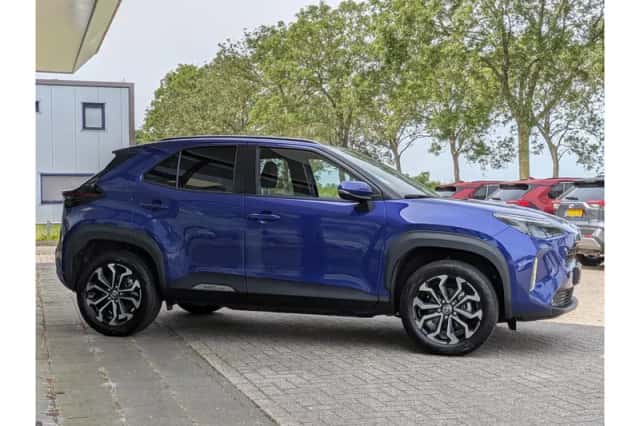 Toyota Yaris Cross (2025) thumbnail 4