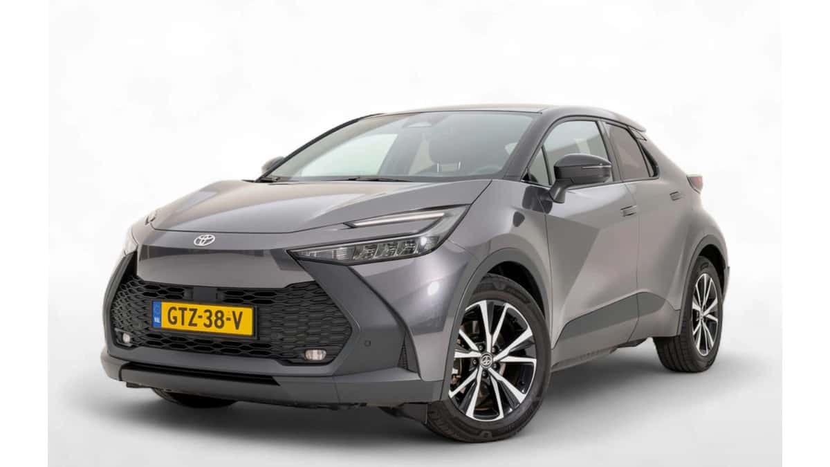 Toyota C-HR (2024) — foto 1