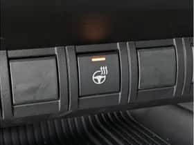 Toyota C-HR (2024) thumbnail 36