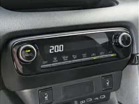 Toyota Yaris (2024) thumbnail 32