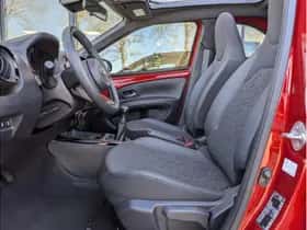 Toyota Aygo X (2023) thumbnail 18