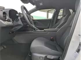 Toyota C-HR (2025) thumbnail 21