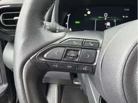 Toyota Yaris (2025) thumbnail 15