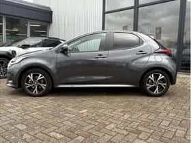 Toyota Yaris (2025) thumbnail 4